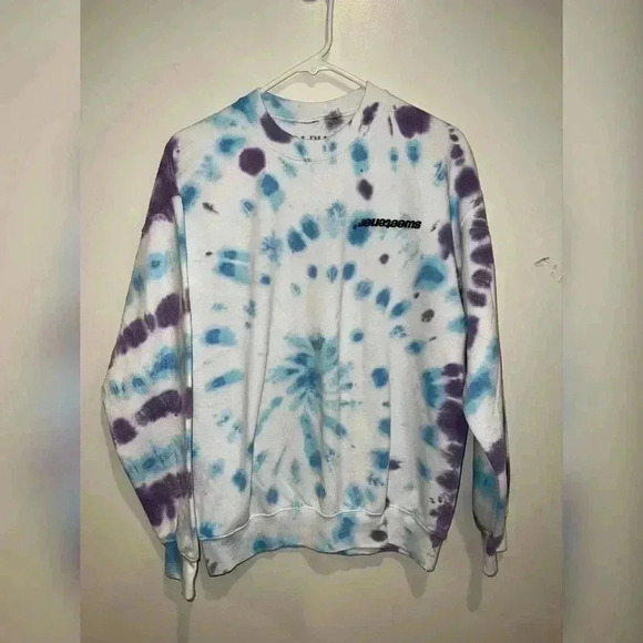 Ariana Grande Sweetener Tour Leg 3 Live in Concert Tie Dye Crewneck Swea… - Picture 6 of 7